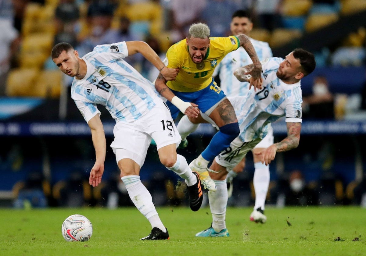 Guido Rodríguez, jugador del Betis, durante un partido con Argentina