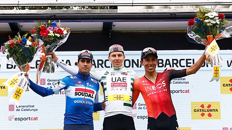 Pogacar, campeón de la Volta a Cataluña, junto a Mikel Landa (segundo) y Egan Bernal, tercero