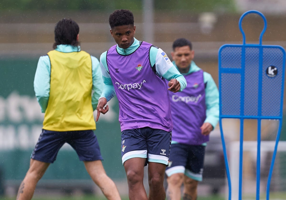 Abner y Chimy Ávila, durante el entrenamiento de este martes