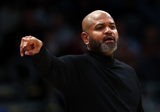 J.B. Bickerstaff, entrenador de los Cavaliers, fue amenazado por apostadores