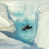 La impresionante aventura de Aniol Serrasolses: buscando ríos escondidos con su piragua a cuestas