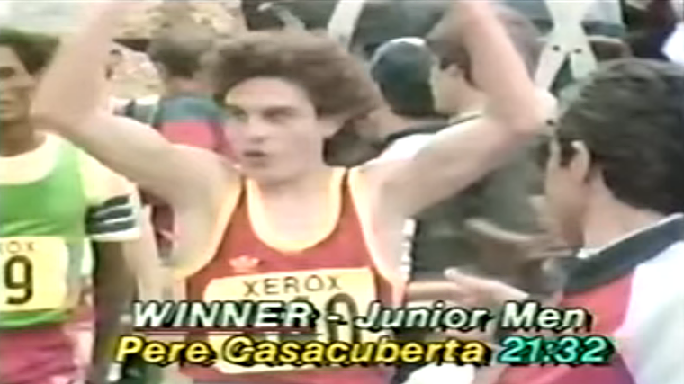 Pere Casacuberta, tras su victoria en el campeonato del mundo junior de campo a través