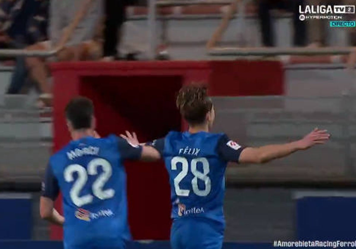 Félix celebra su gol con el Amorebieta ante el Racing de Ferrol