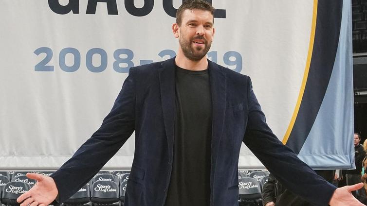 Marc Gasol ya es leyenda en los Grizzlies: así fue la emotiva retirada de su dorsal '33'