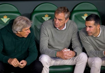Los cambios de Pellegrini al descanso: «Hice dos cambios porque no podía hacer once»