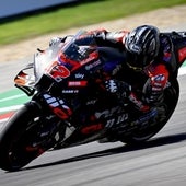 Pole para Viñales, seguido por Acosta y Marc Márquez