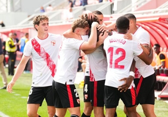 Las cuentas del Sevilla Atlético para lograr el ascenso directo a Primera Federación