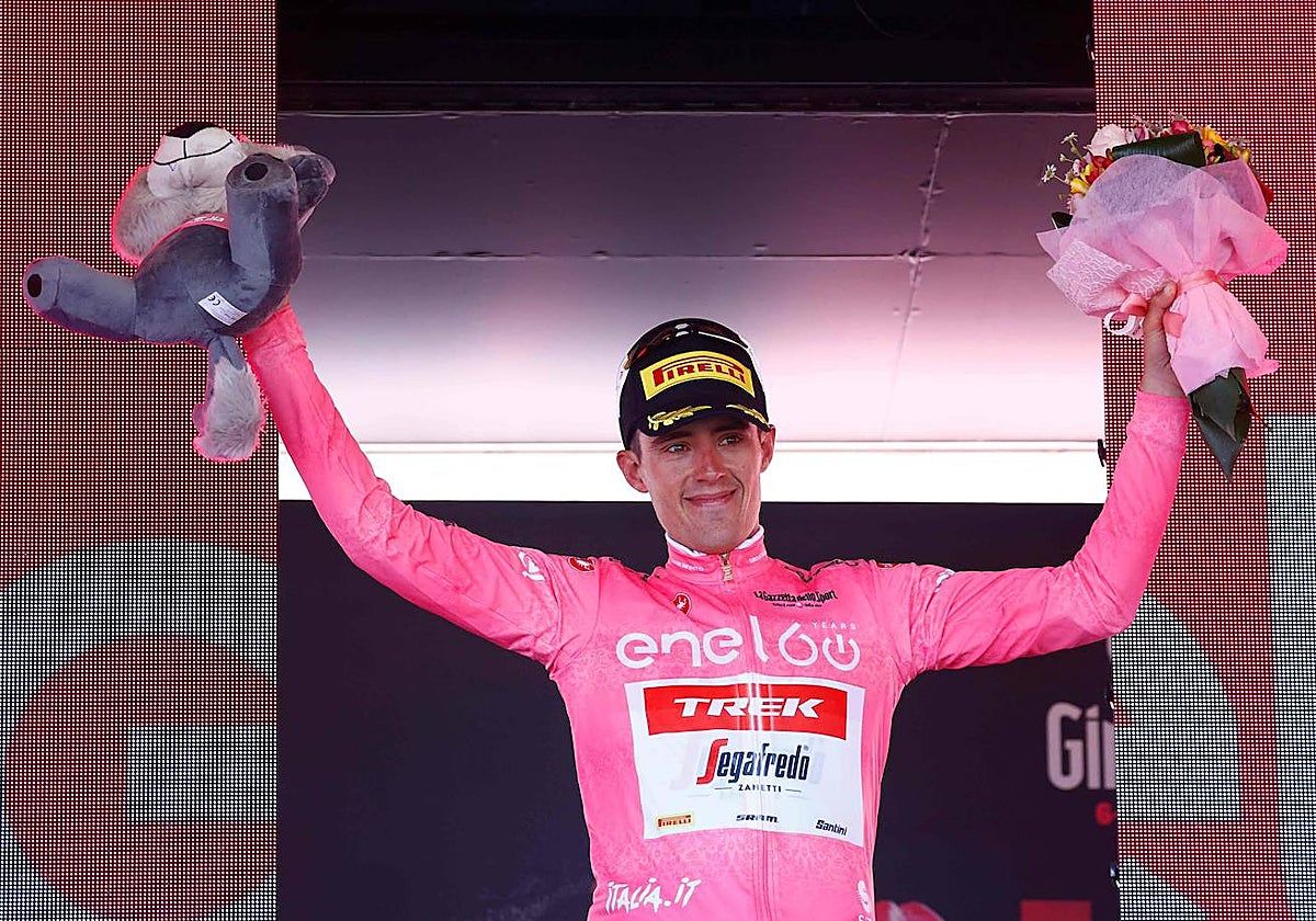 Juanpe López, en una de las jornadas en las que fue líder del Giro de Italia 2022