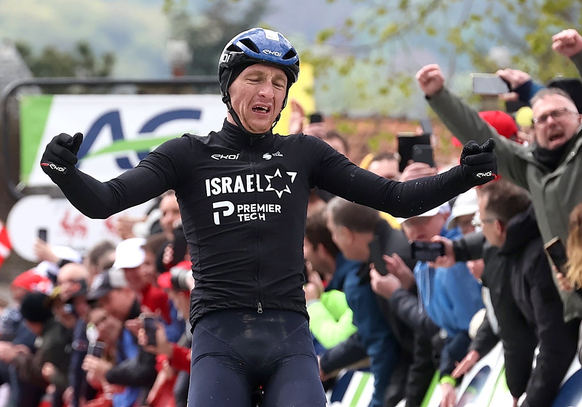 Stephen Williams, corredor del Israel