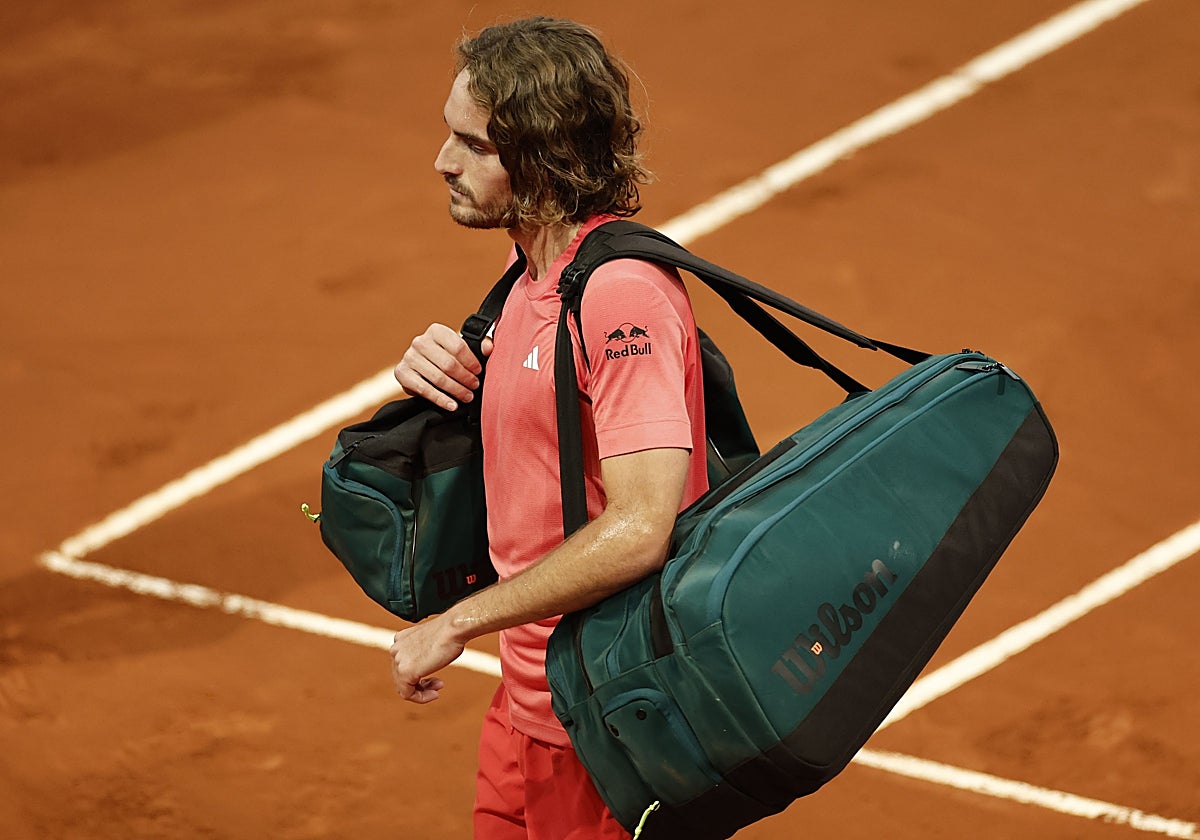 Tsitsipas, durante su partido ante Monteiro