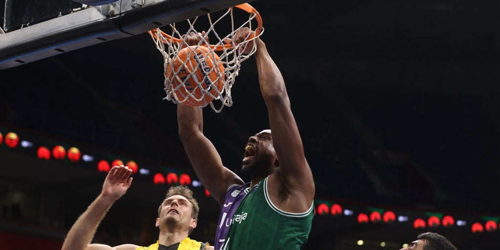 El Unicaja hace doblete ante el Tenerife y se proclama campeón de la Champions