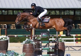 Mariano Martínez Bastida vence en la prueba grande de la primera jornada del CSN5* de Pineda