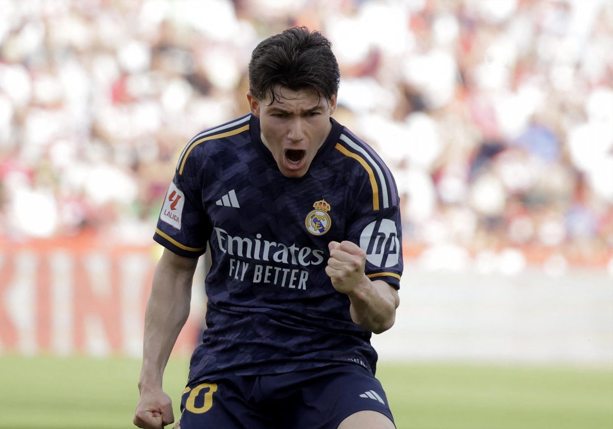 Fran García celebra su gol