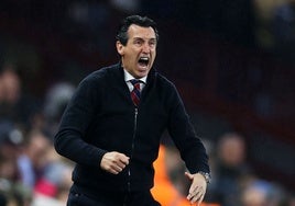 Emery, durante un partido entre el Aston Vila y el Liverpool