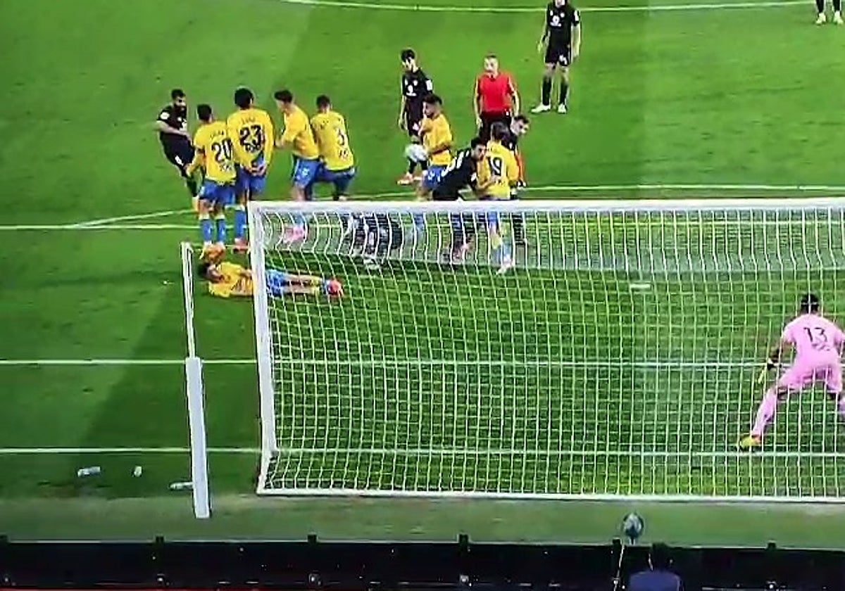 El posible penalti de Álex Suárez