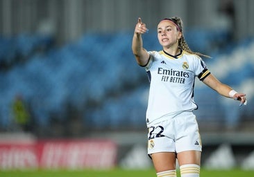 Athenea del Castillo renueva con el Real Madrid hasta 2028