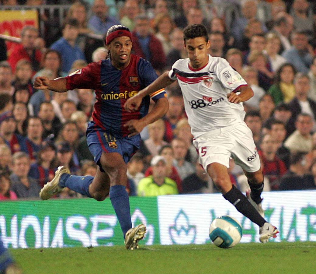 Algunas imágenes de Jesús Navas como futbolista del Sevilla en sus dos etapas, tras su periplo en la Premier