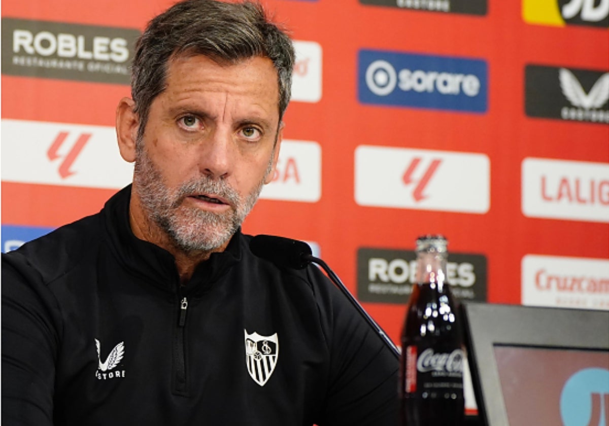 Quique Sánchez Flores, durante una rueda de prensa