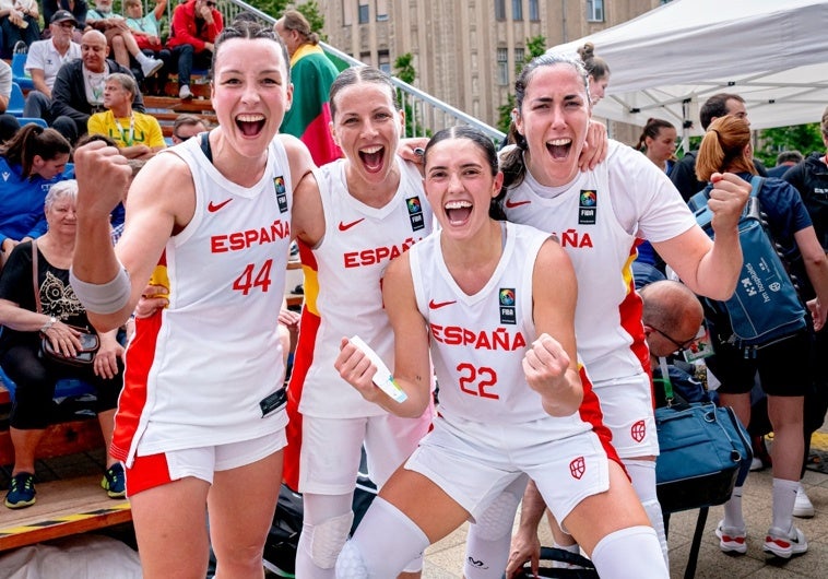 Una canasta inverosímil sobre la bocina mete al 3x3 femenino español en los Juegos