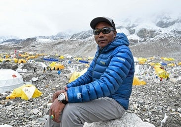 Otra proeza de 'Everest man': corona por 30ª vez la cima del mundo