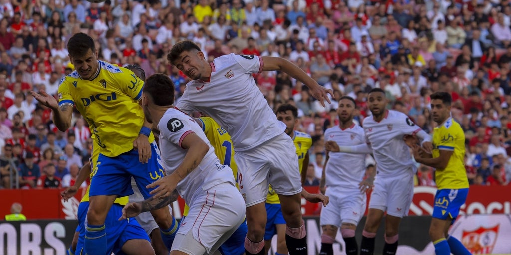 LaLiga investiga al Sevilla – Cádiz tras la denuncia por presunto amaño