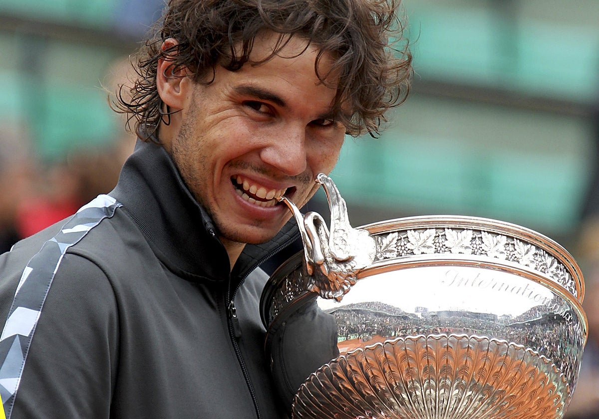 Nadal muerde la séptima Copa de los Mosqueteros, en 2012