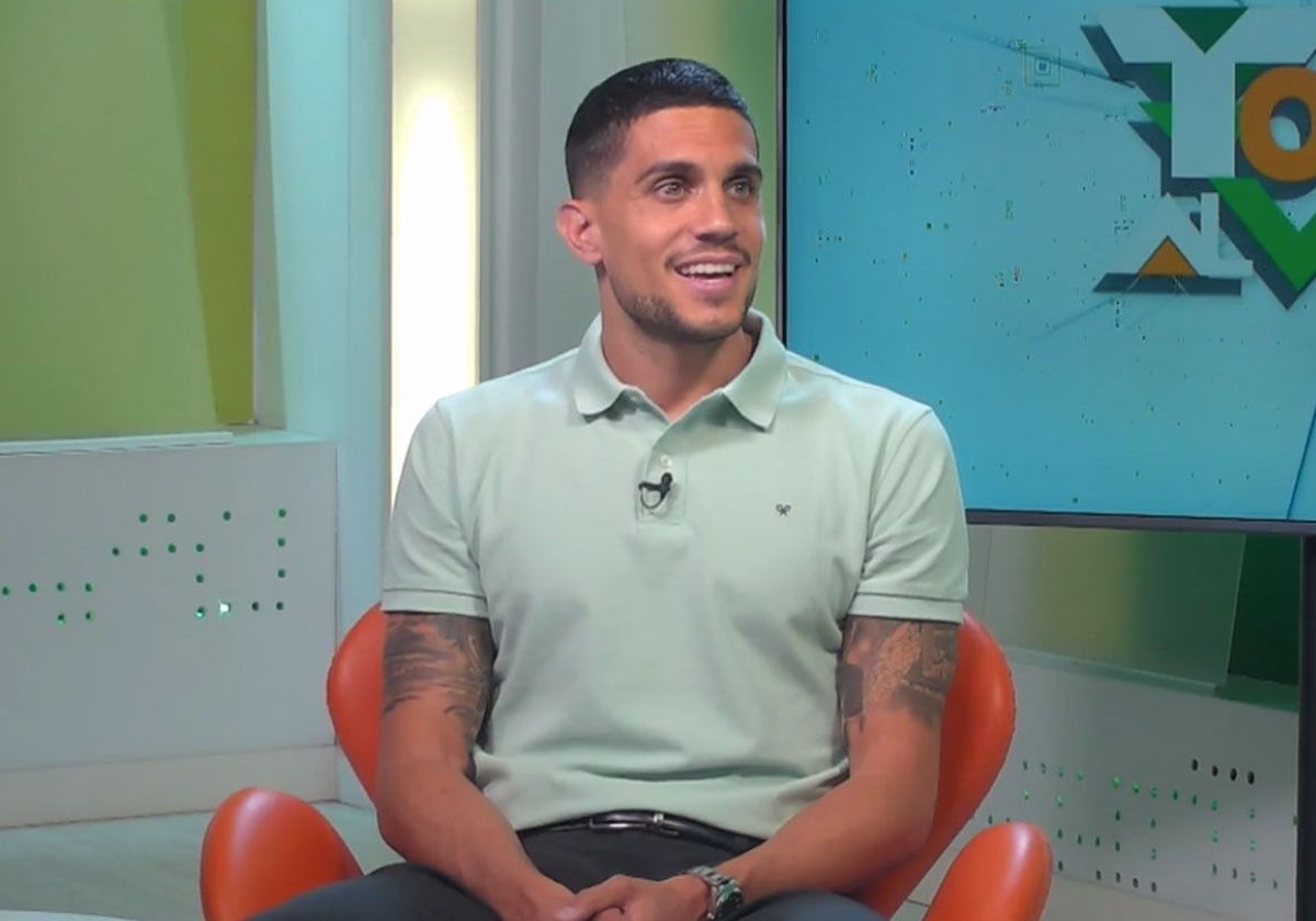 Bartra, en un instante de la entrevista concedida a Betis TV