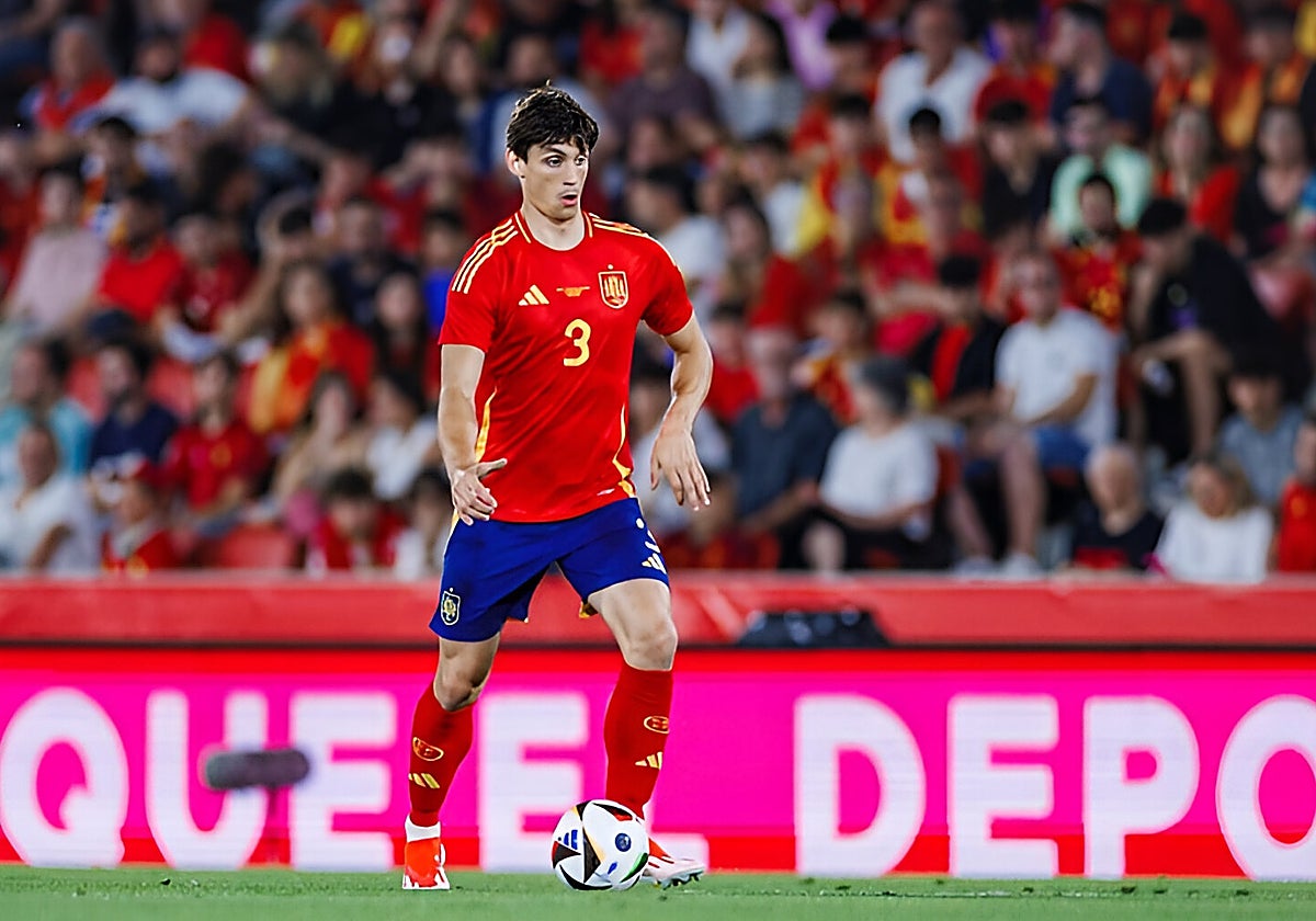 Le Normand, durante el partido amistoso entre España e Irlanda del Norte