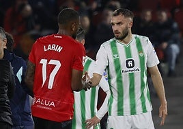 La temporada más larga en el Betis exprime a Pezzella