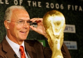 Homenaje al eterno Beckenbauer en la inauguración de Múnich