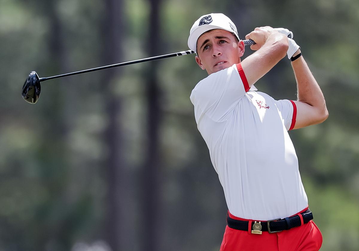 David Puig durante la segunda jornada del Open Estados Unidos de golf en Pinehurst (Carolina del Norte)