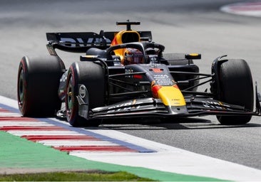 Verstappen deja claro quién es el mejor con otra victoria en un momento complicado