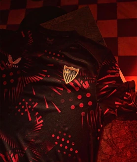 Imagen secundaria 2 - Así son las nuevas camisetas del Sevilla FC para la temporada 2024-25