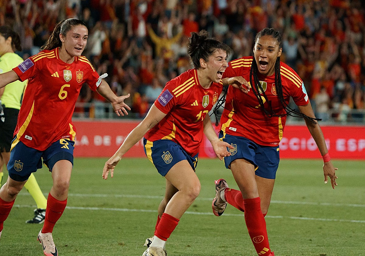 Lucía García, durante un partido de la selección