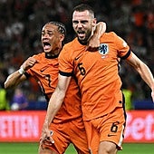 Países Bajos remontó a Turquía cuando se agotó Güler