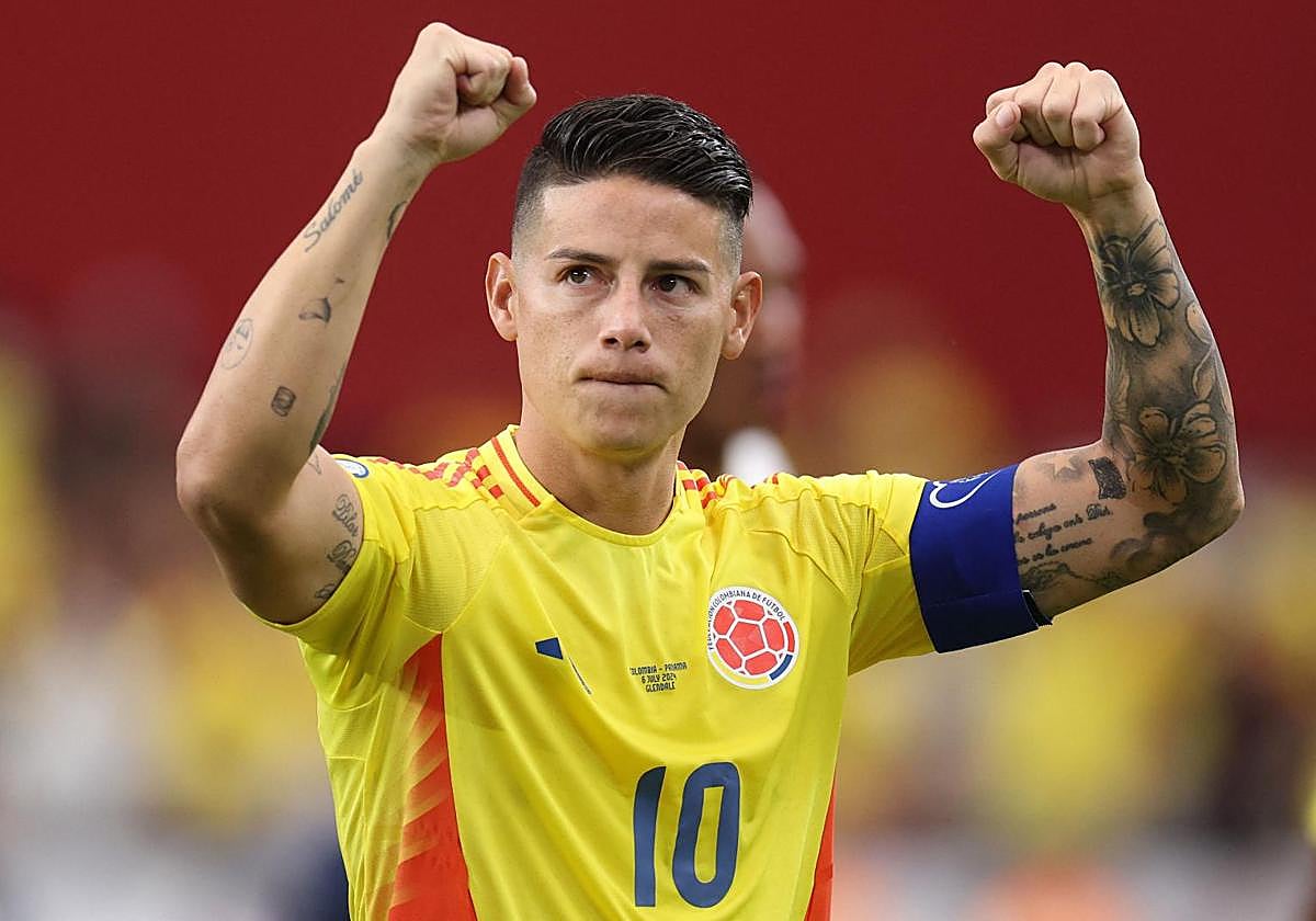 James Rodríguez celebra la victoria de Colombia ante Panamá y el pase a semifinales de la Copa América