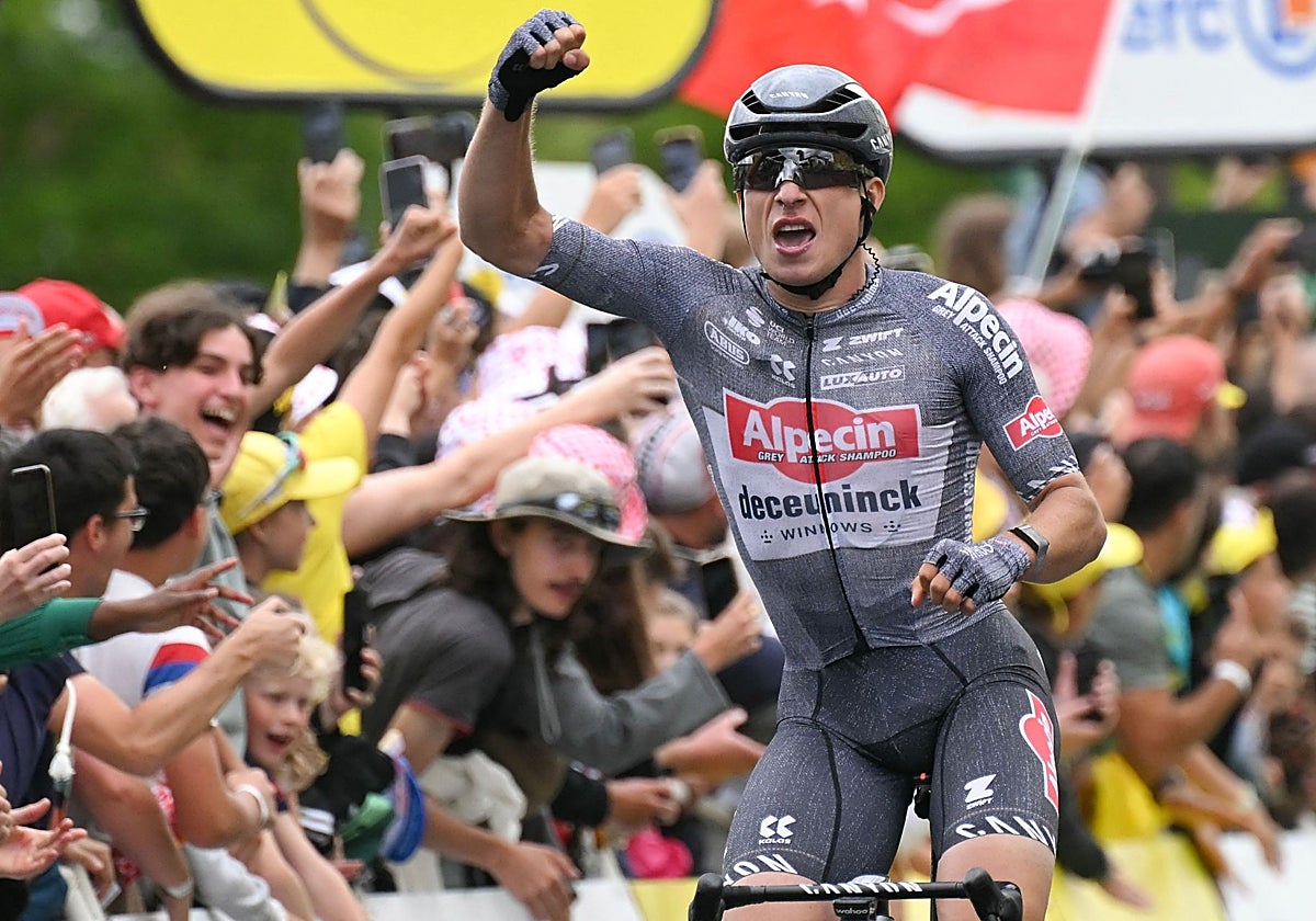 Philipsen celebra su segunda victoria en el Tour 2024