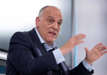 Tebas afea un mensaje de TVE por «frivolizar» con la piratería en el fútbol