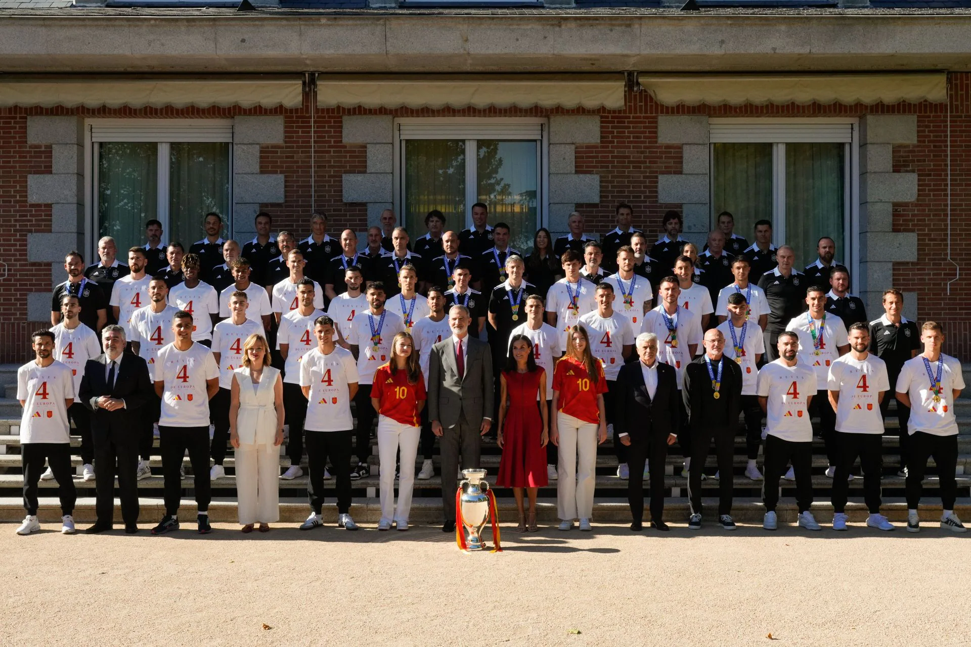 Foto de Familia de la Selección Española con la Familia Real