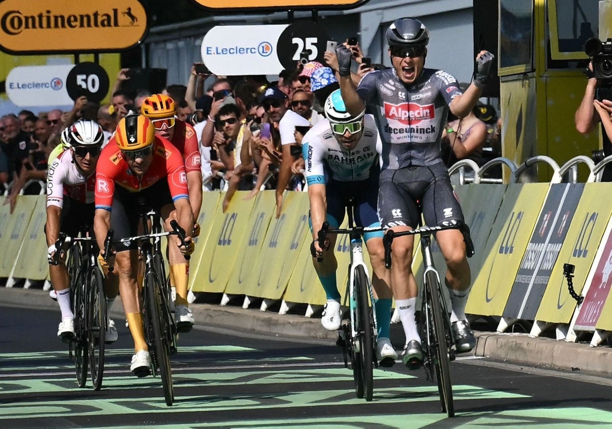 Philipsen celebra con rabia su tercera victoria en este Tour