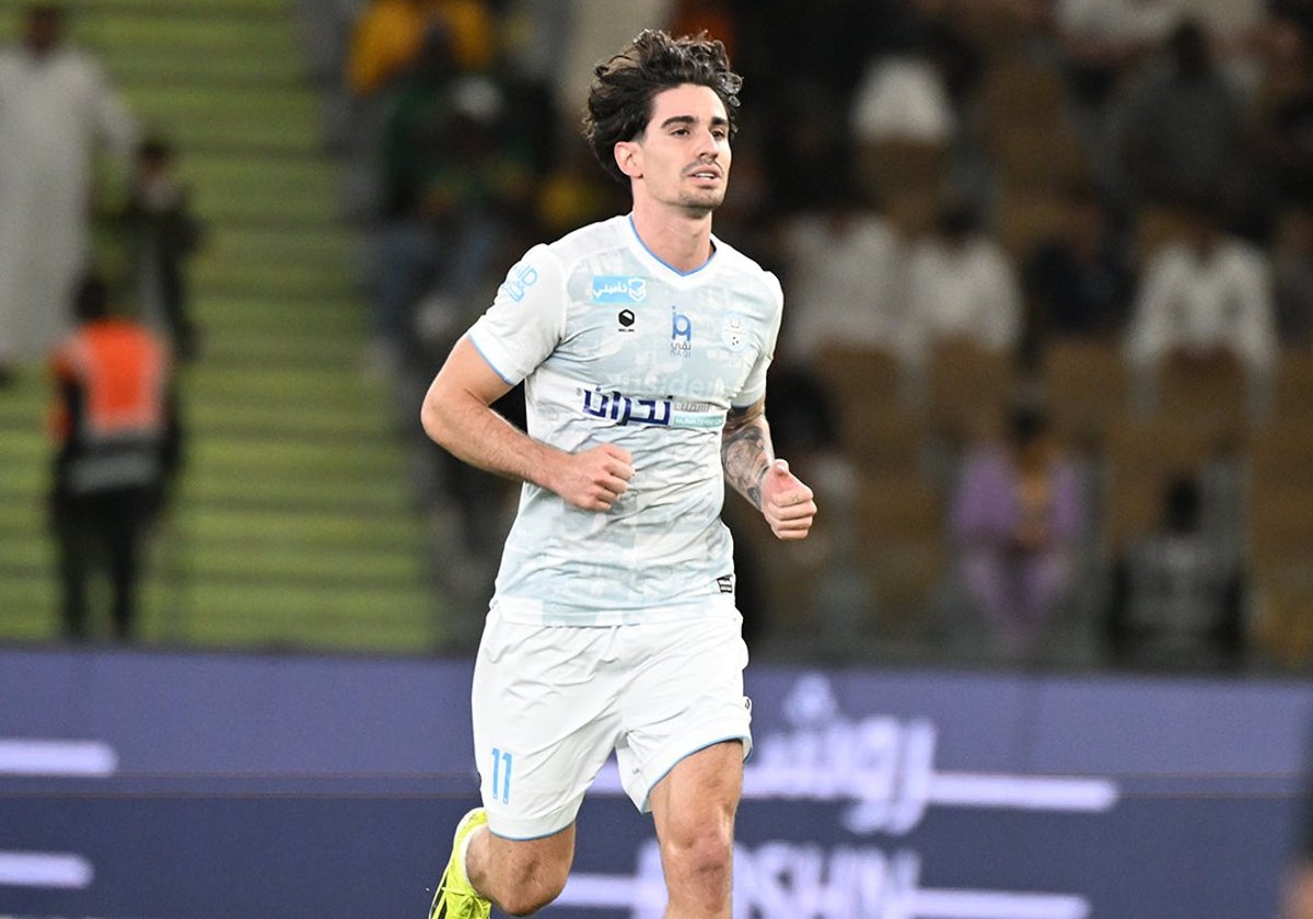 Álex Collado, durante un partido de la temporada pasada en el Al-Okhdood