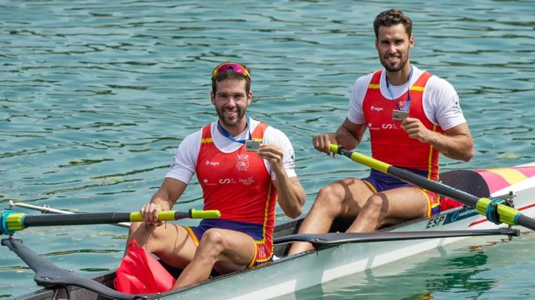 Javier García y Jaime Canalejo con sus medallas en la Copa del Mundo de Zagreb