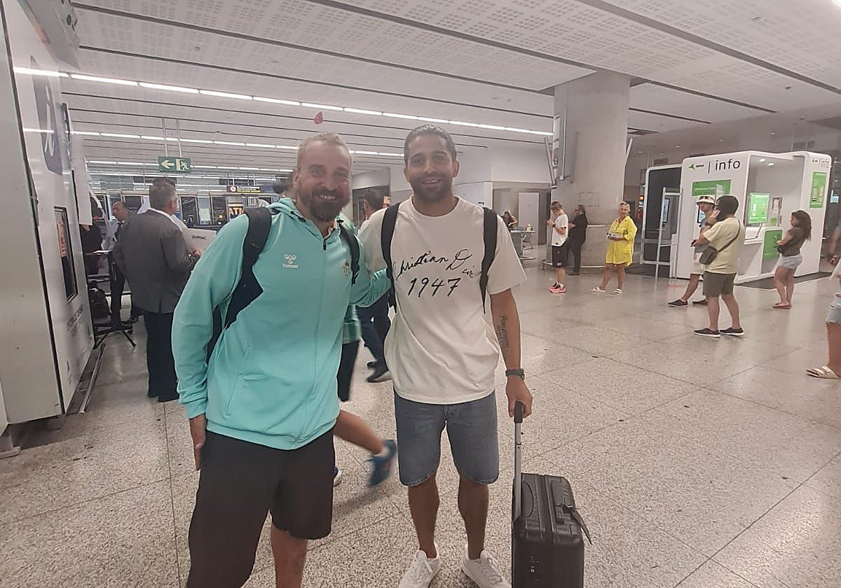 Ricardo Rodríguez ya está en Málaga para cerrar su fichaje con el Betis