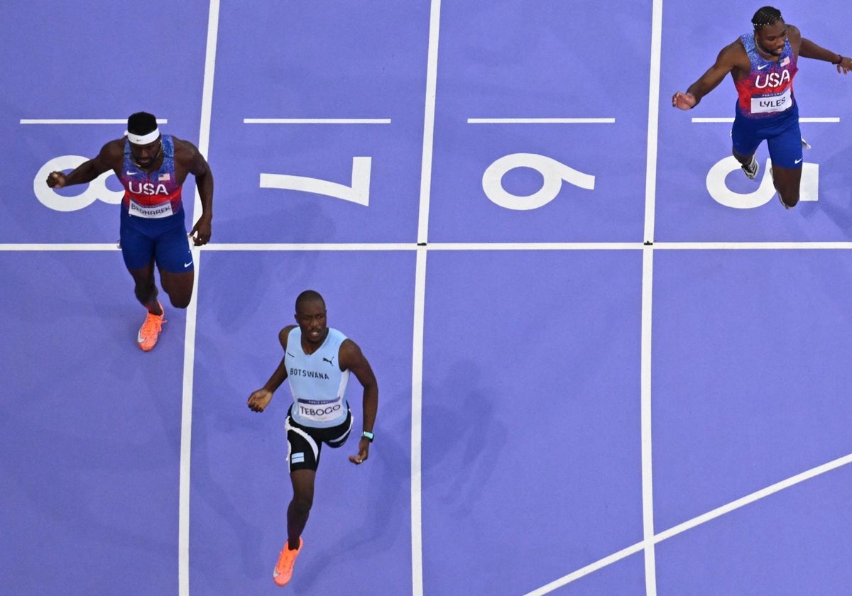 Letsile Tebogo se impone en la final de 200 metros a Kenneh Bednarek y Noah Lyles