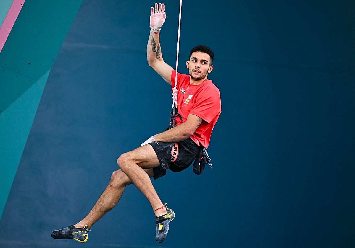Alberto Ginés, tras concluir su participación en la final de escalada