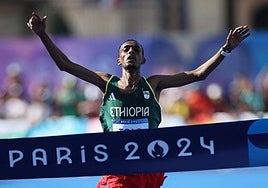 Tola acaba con el sueño olímpico de Kipchoge y Bekele
