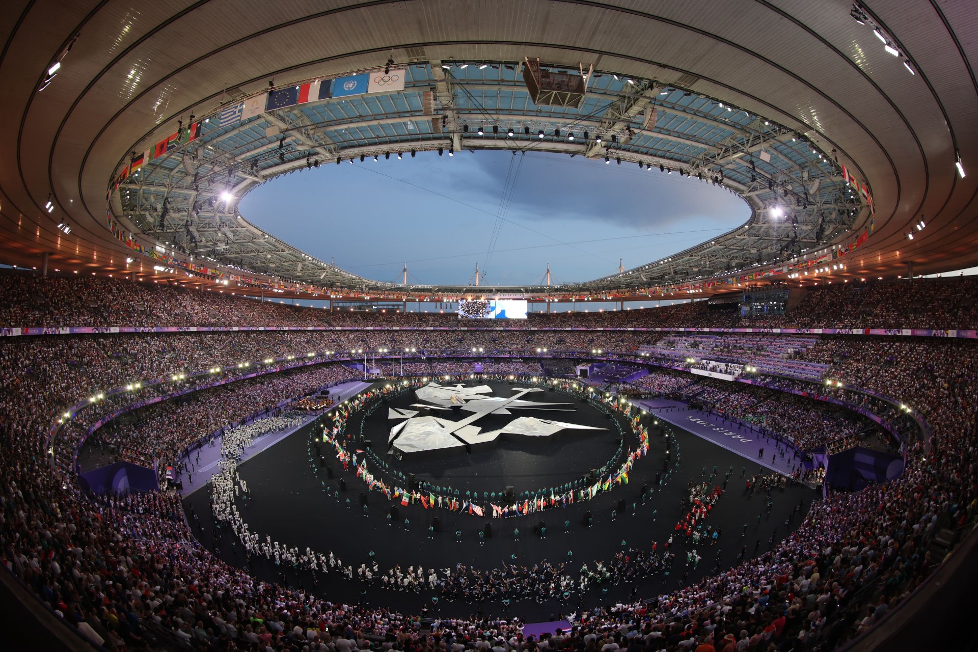 Vista general del Stade de France en Saint-Denis que acoge a ceremonia de clausura de los Juegos Olímpicos de París 2024