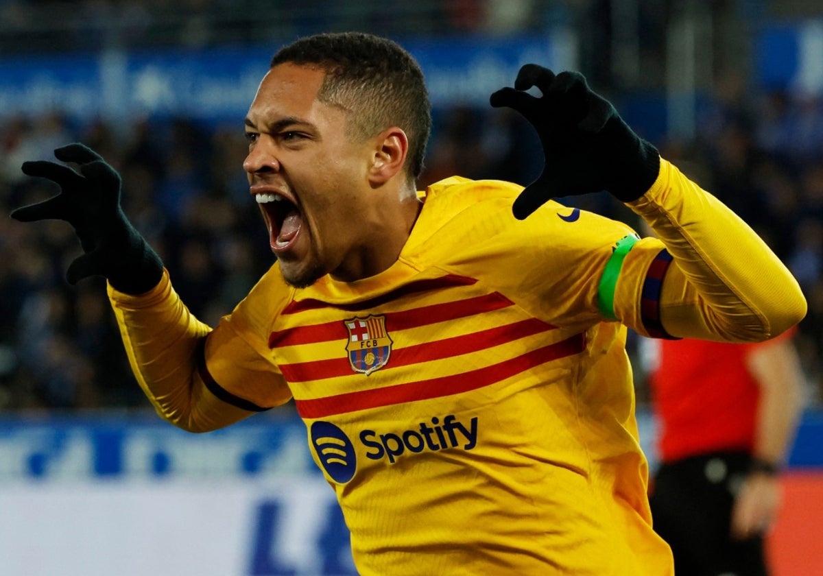 Vitor Roque, celebrando un gol con el Barcelona