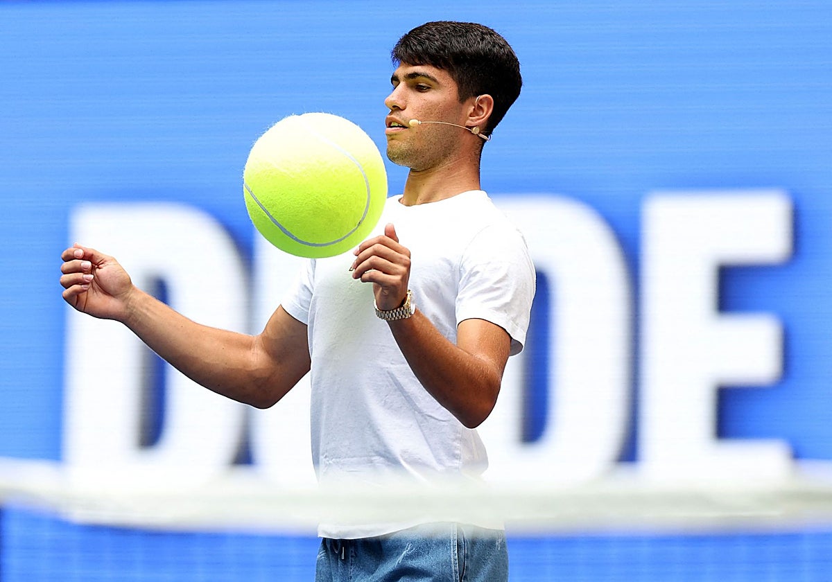 Carlos Alcaraz, durante una exhibición en el US Open
