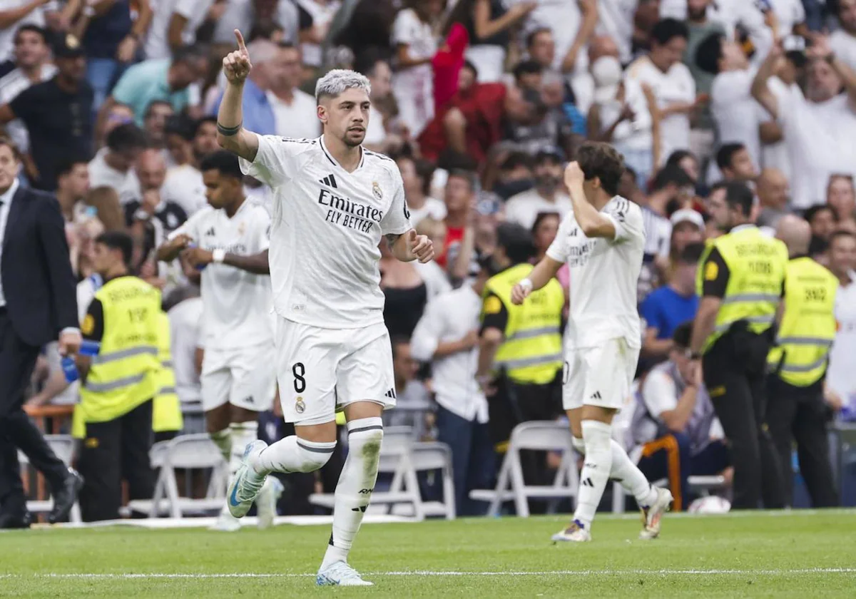 Fede Valverde celebra el gol que abrió la lata del marcador ante el Valladolid